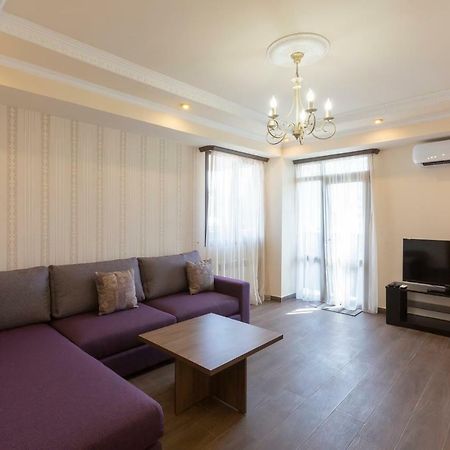 Umba Apartment N3 - Balcony And Mount Ararat View Γιερεβάν Εξωτερικό φωτογραφία